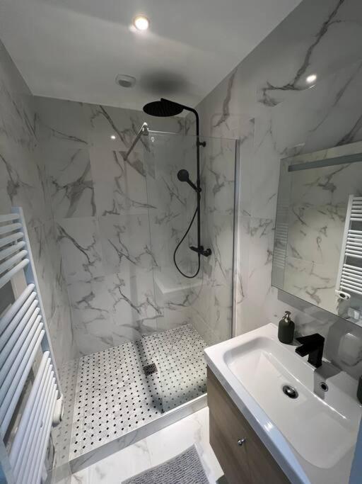 Mira - Sublime Apartment Close To Train Station Corbeil-Essonnes Exterior foto